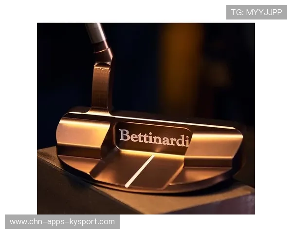 高尔夫推杆读线如神，冠军一推定乾坤