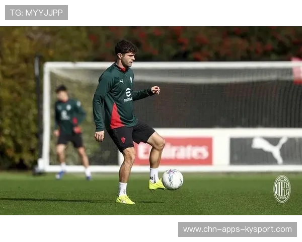 普利西奇禁区小角度抽射,皮球击中边网,普利西奇技术特点 普利西奇禁区小角度抽射,皮球击中边网,普利西奇技术特点